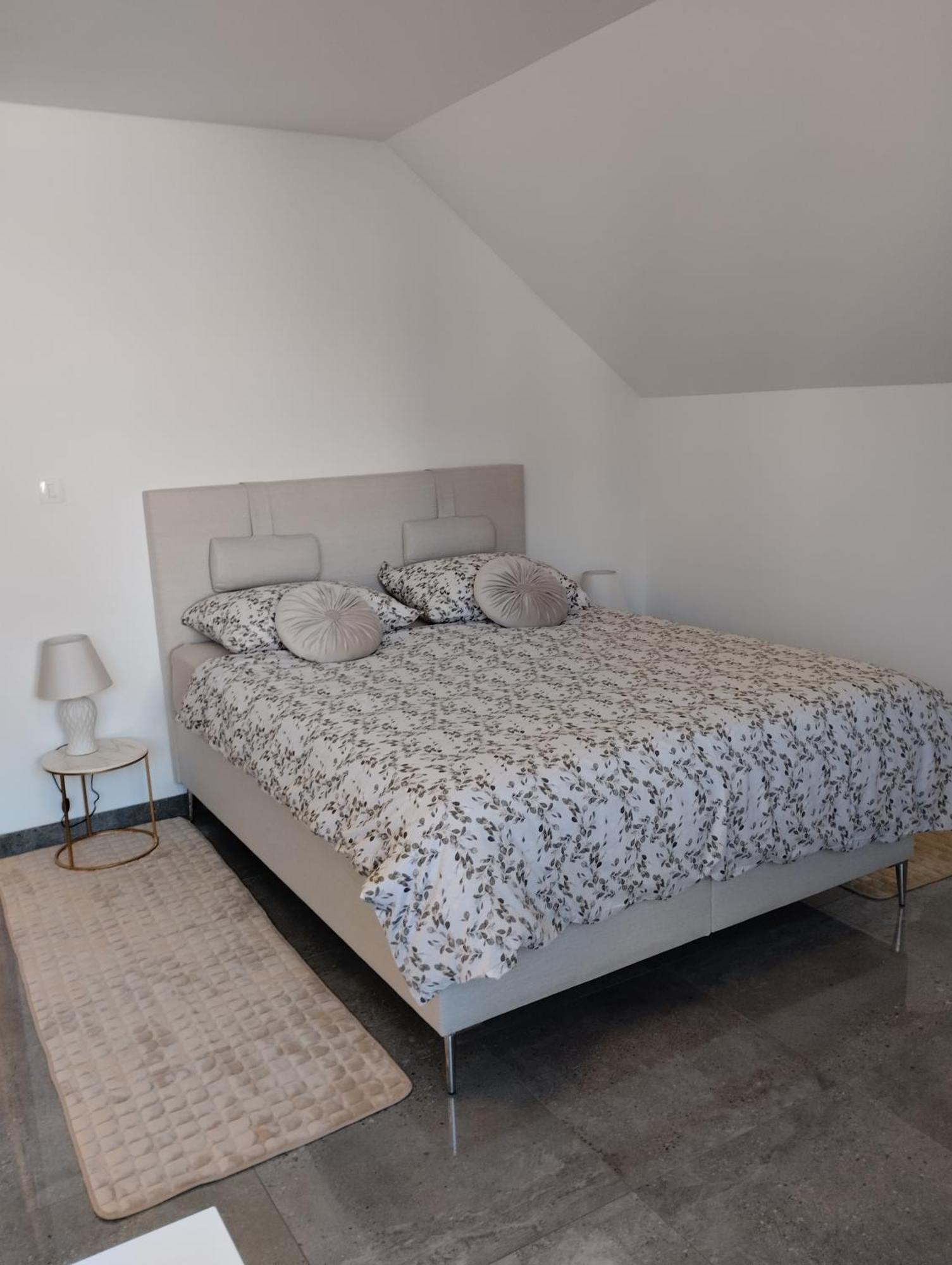 Apartma Azurre Postojna Exterior photo
